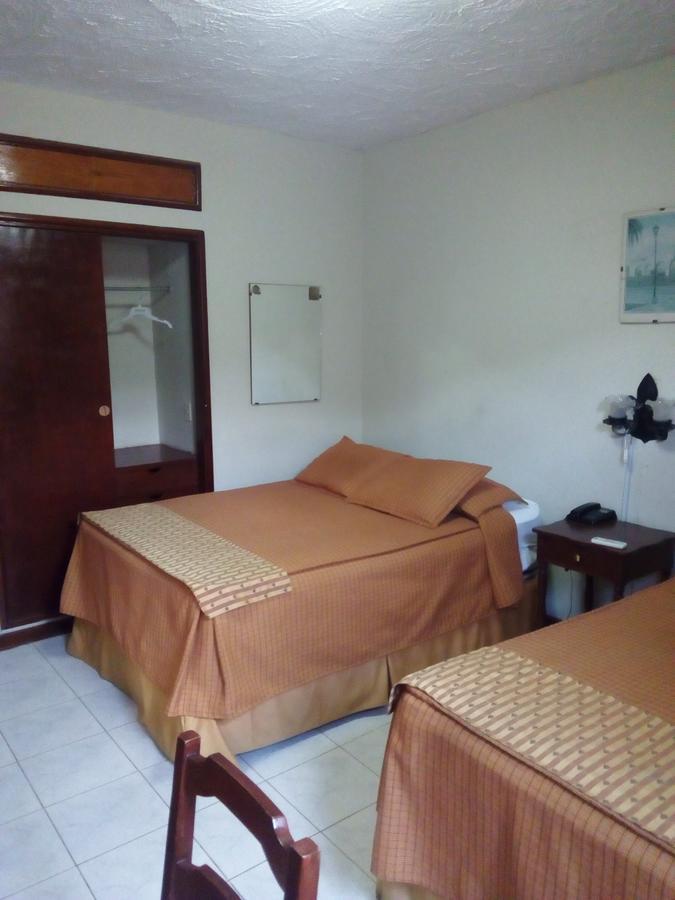 Hotel La Siesta Sullana Kültér fotó